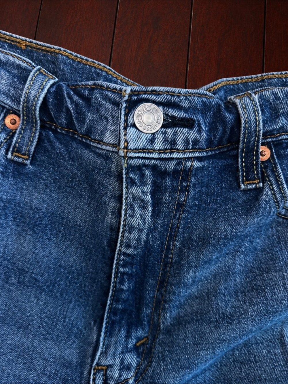 Levi's 541 Athletic Taper Jeans Men's 34x34 Medium Wash Blue Denim Stretch Zip F - Picture 4 of 5